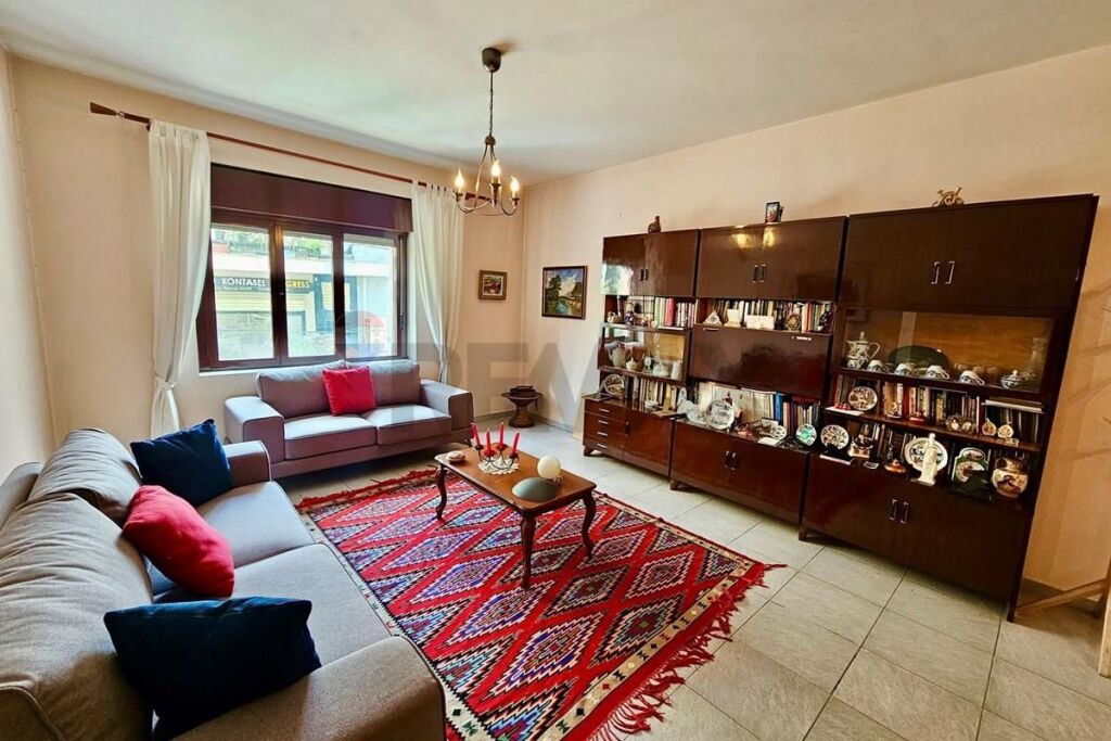 Apartament - Për Shitje - Myslym Shyri, Tiranë(ID: 530571001-293)