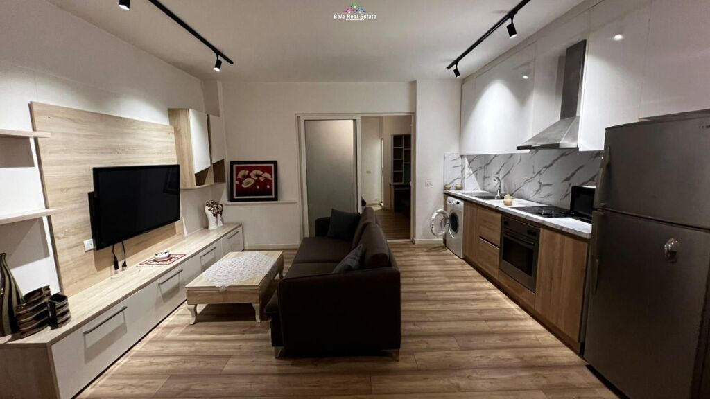Apartament Me Qera 1+1 Tek Rruga e Barrikadave ( ID B2101333) Tirane