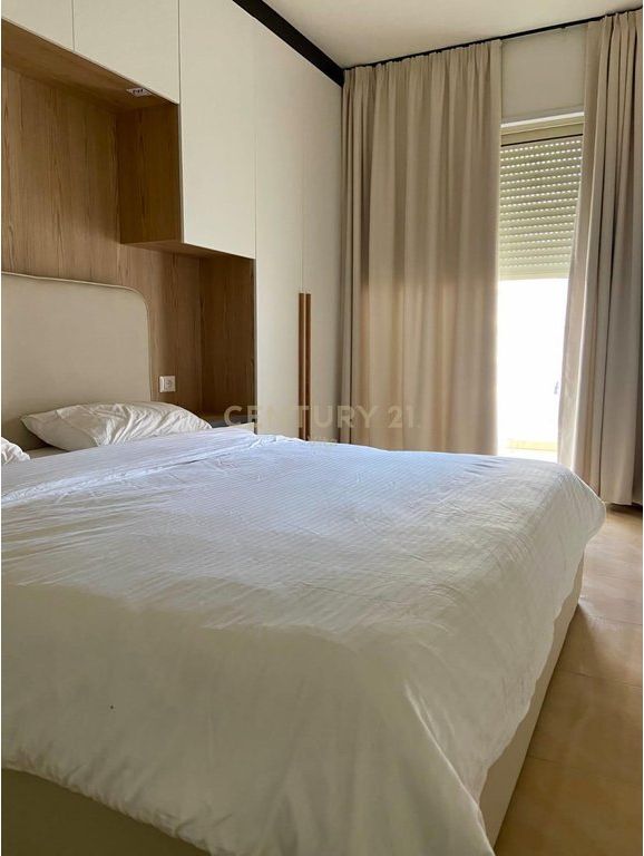 APARTAMENT 1+1 PER SHITJE NE DURRES !!!