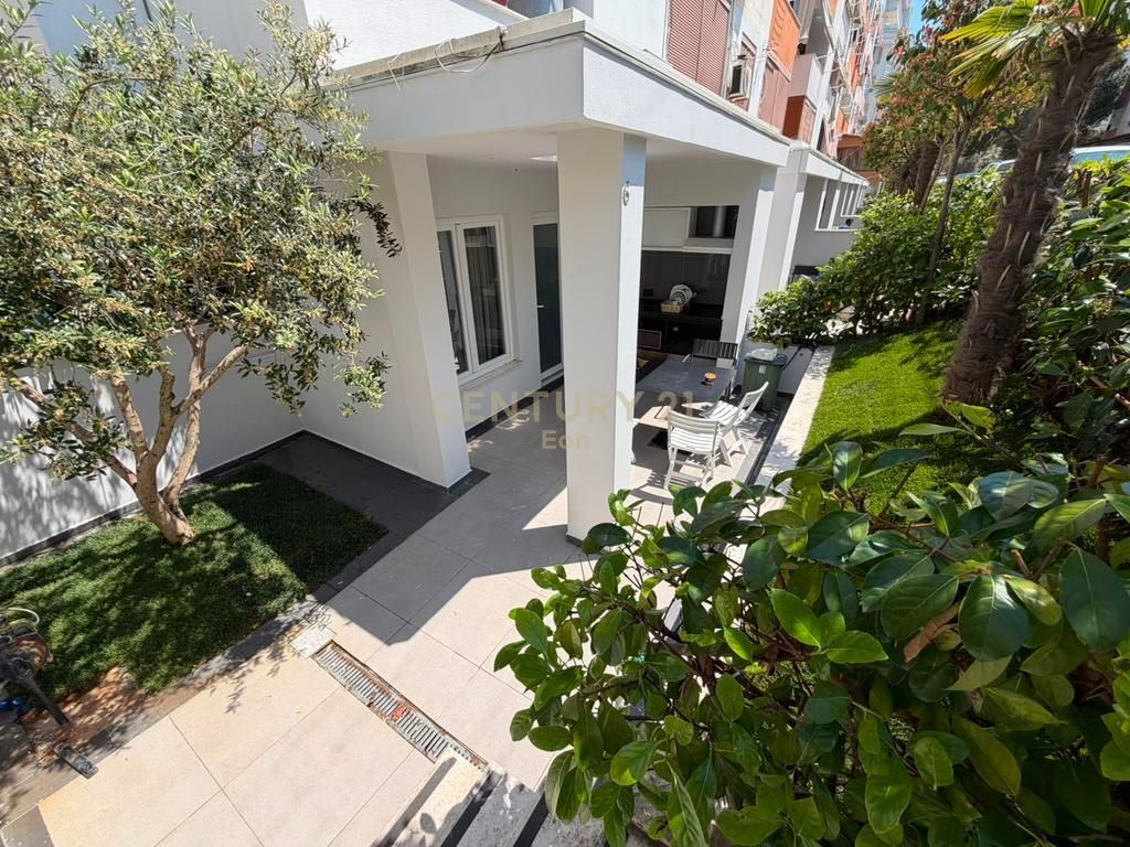EXCLUSIVE!! APART-HOTEL FOR SALE IN GOLEM, 50 METERS FROM THE SEA!!!!