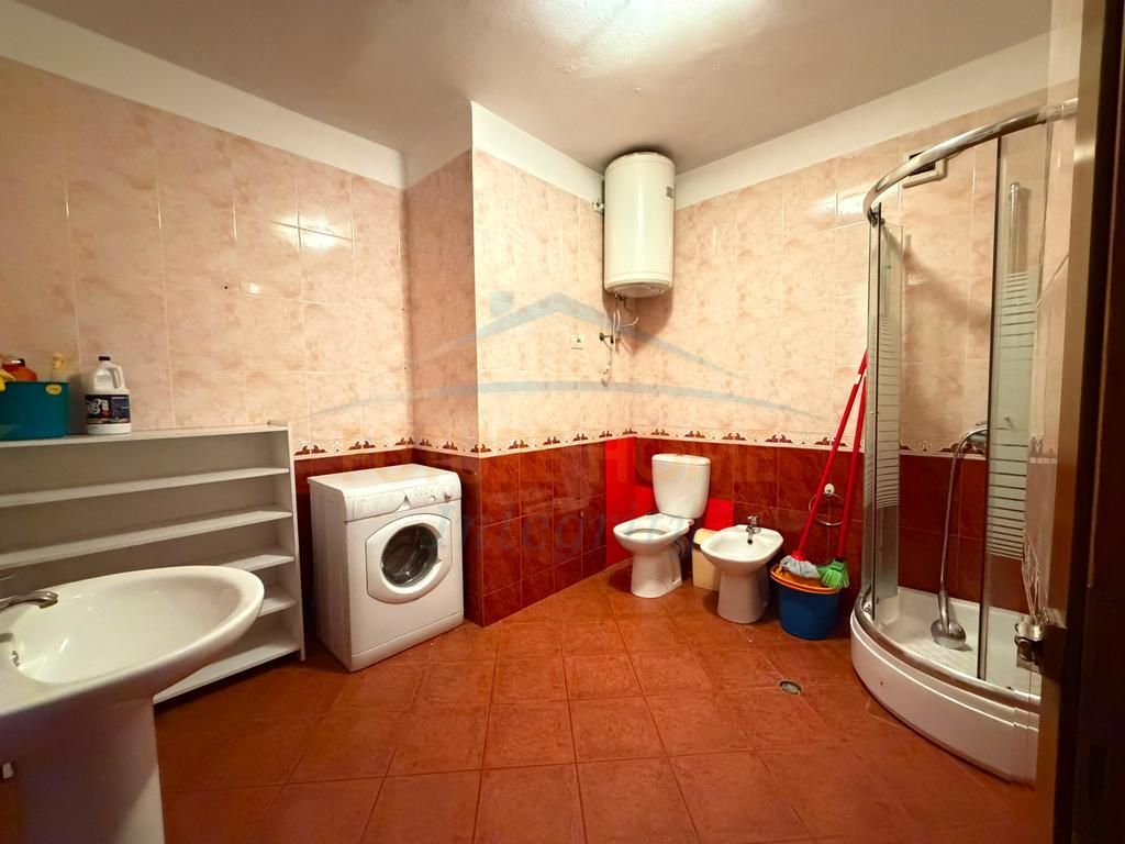 SHITET 3+1+2(MUNDESI KONVERTIMI NE 2 AP 1+1), SHKOLLA E BALETIT