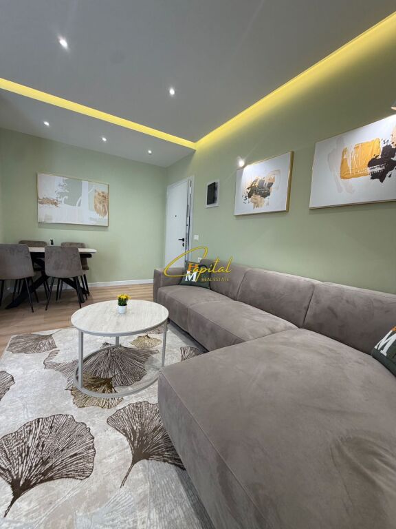 VENDESI APPARTAMENTO 2+1 MYSLYM SHYRI 235.000 EURO