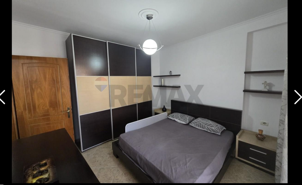 Apartament per qera 2+1 tek Rruga e Barrikadave