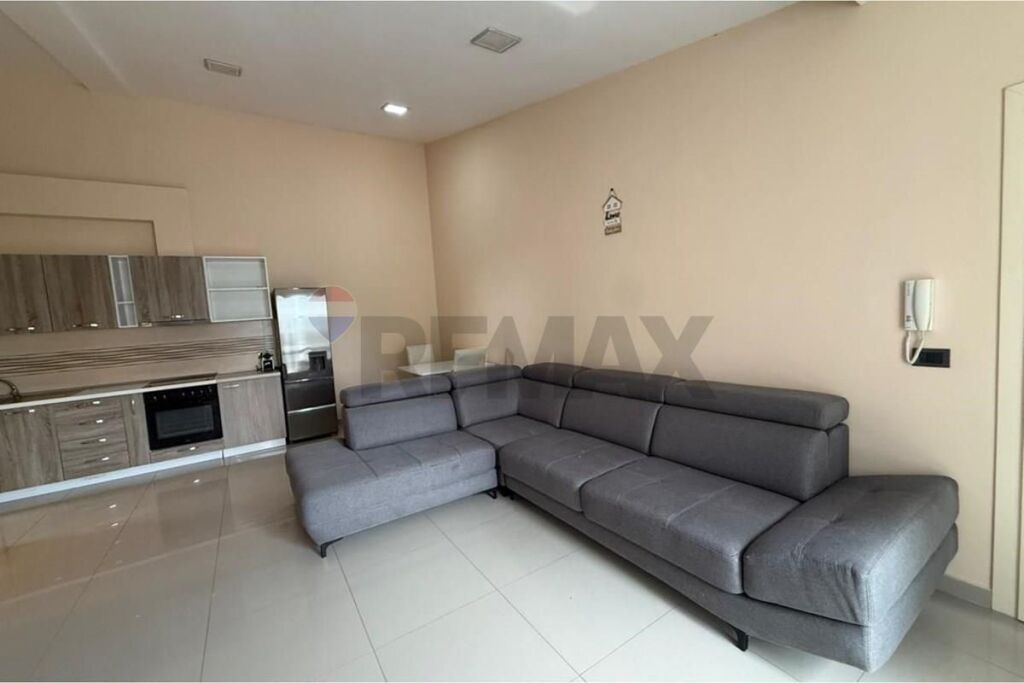 Apartment - For Rent - Elbasan Street, Tirana