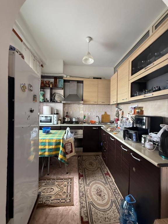 SHITET APARTAMENT 2+1 TE VILA ZOGUT, DURRES !