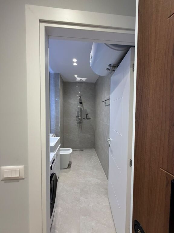 IN VENDITA APPARTAMENTO 1+1 MYSLYM SHYRI 189.500 EURO FH-77350