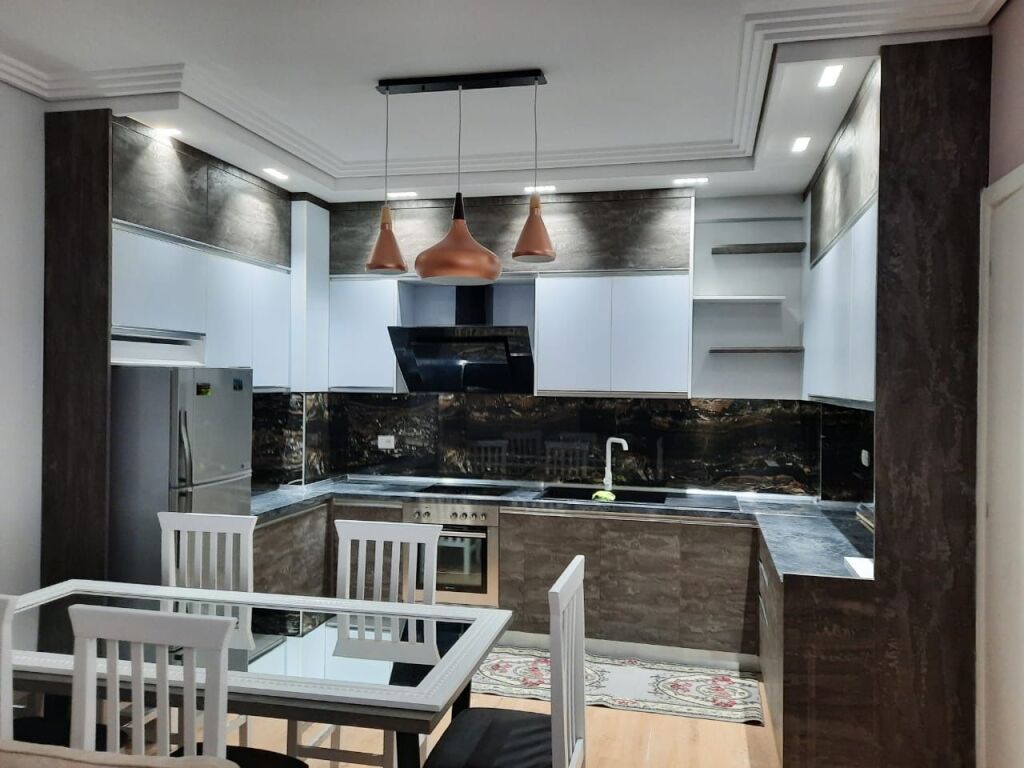 Apartament 2+1 per qera te Green City