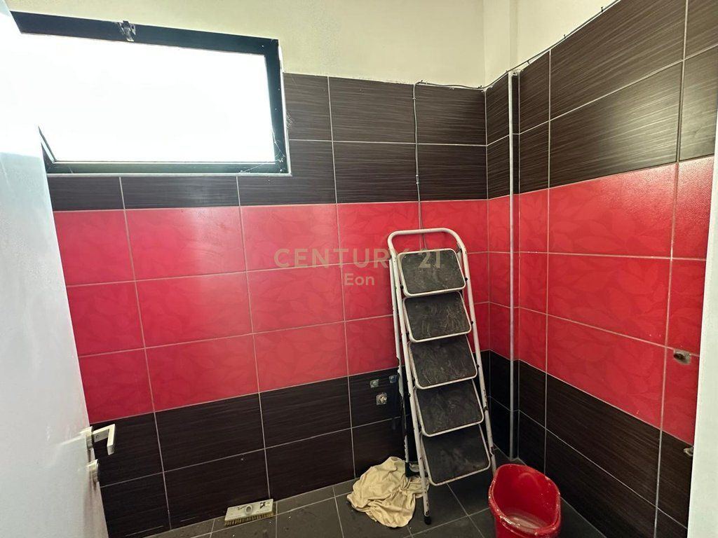 SHESIM APARTAMENT 1+1 NE GOLEM 150METRA NGA DETI !