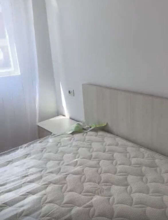 Jepet me qera 1+1 tek Kompleksi Aura ne Rrugen Dritan Hoxha.
