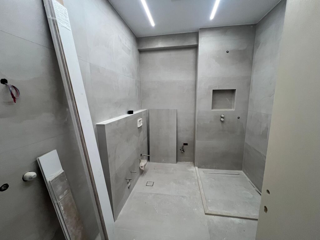 Shitet apartament tek Ish Ekspozita
