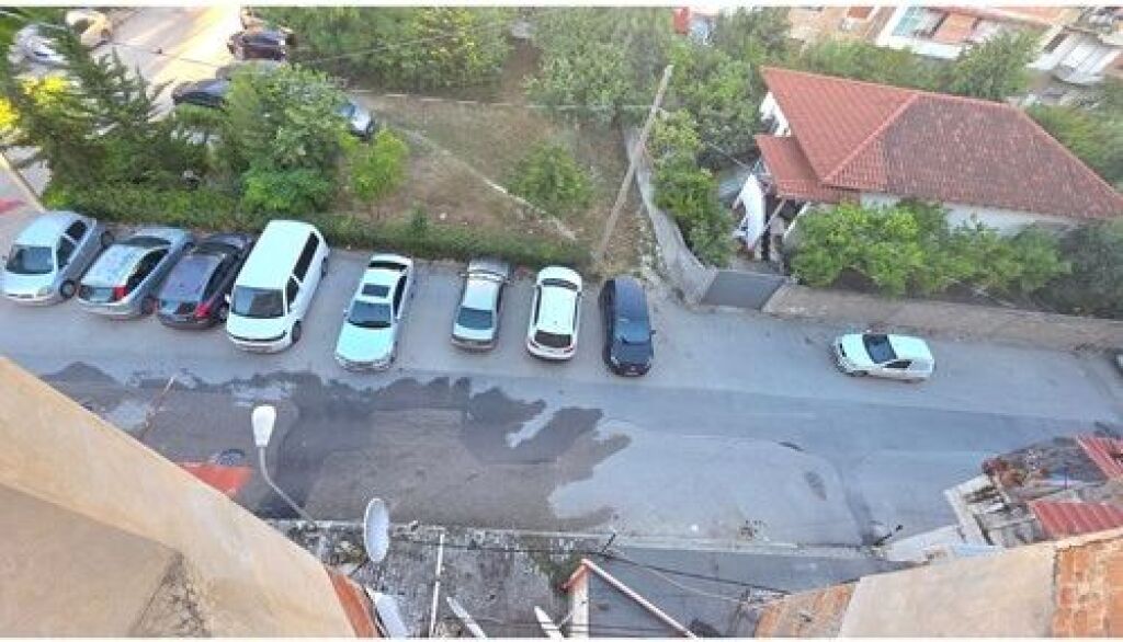 Apartament ne shitje prane Bulevardit