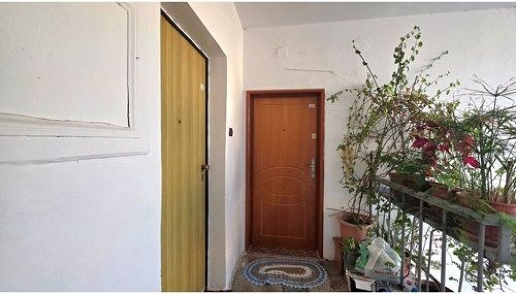 Apartament ne shitje prane Bulevardit