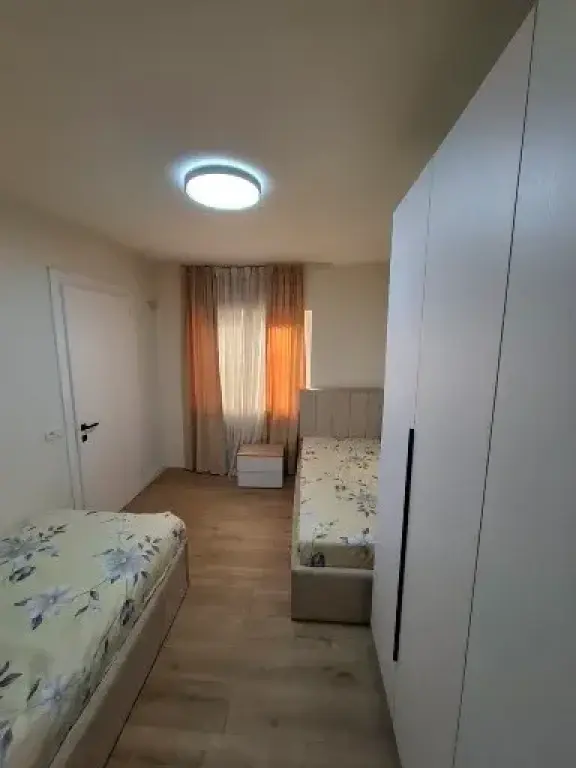 Qera | Apartament 2 + 1 | Rruga e Barrikadave | 600 €/muaj