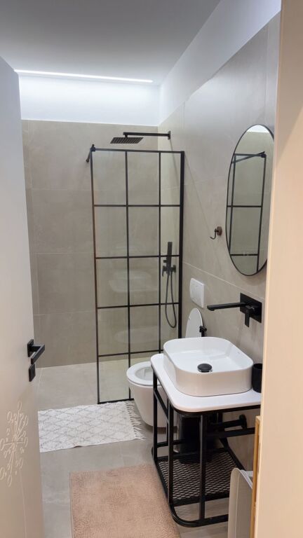 Apartament 1+1 per qira prane Vasil Shantos