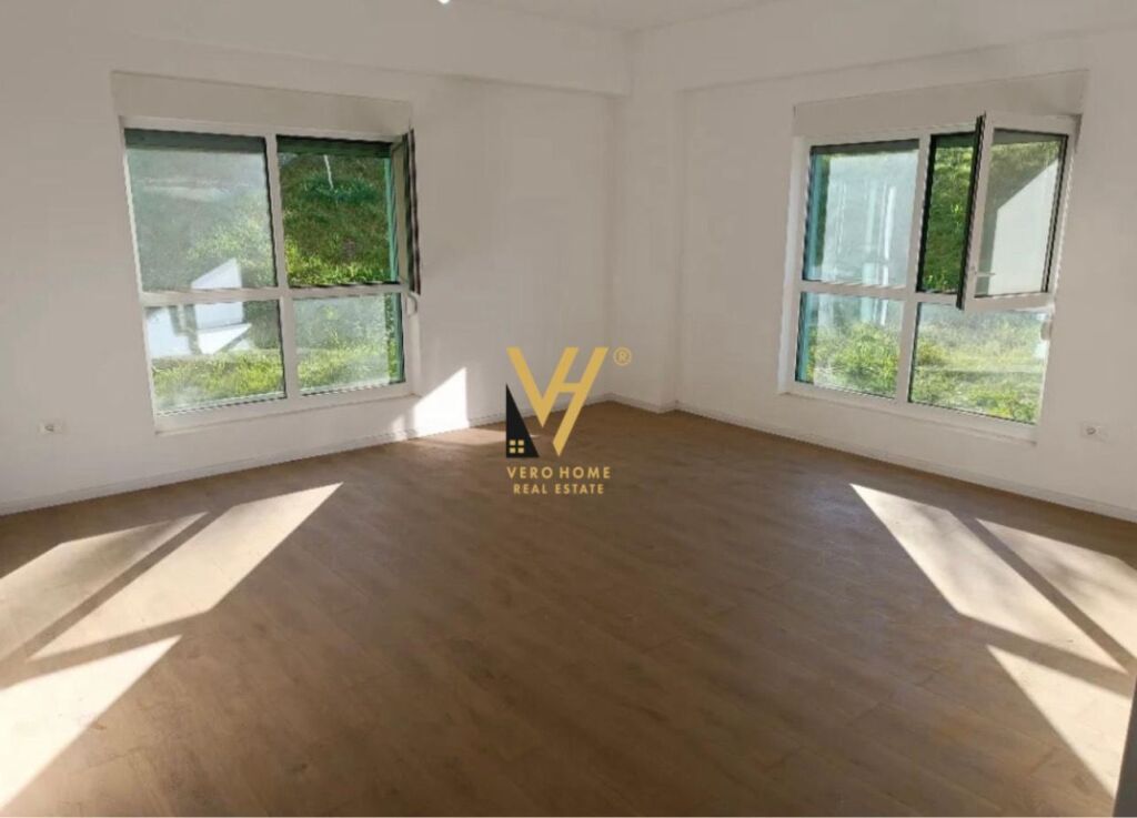 STUDIO APARTMENT FOR RENT AT ALI DEMI 27,000 LEKE