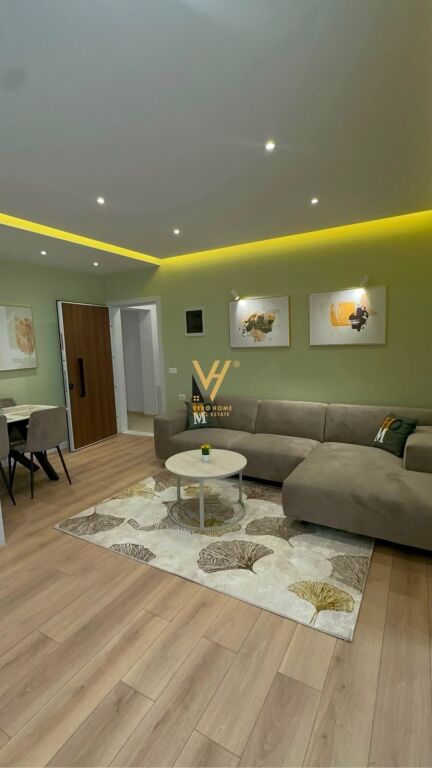 VENDESI APPARTAMENTO 2+1+BLK PRESSO MYSLYM SHYRI 235.000 EURO