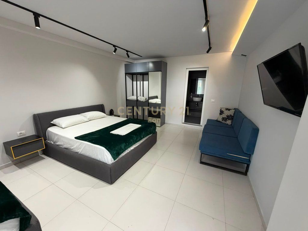EXCLUSIVE!! APART-HOTEL FOR SALE IN GOLEM, 50 METERS FROM THE SEA!!!!