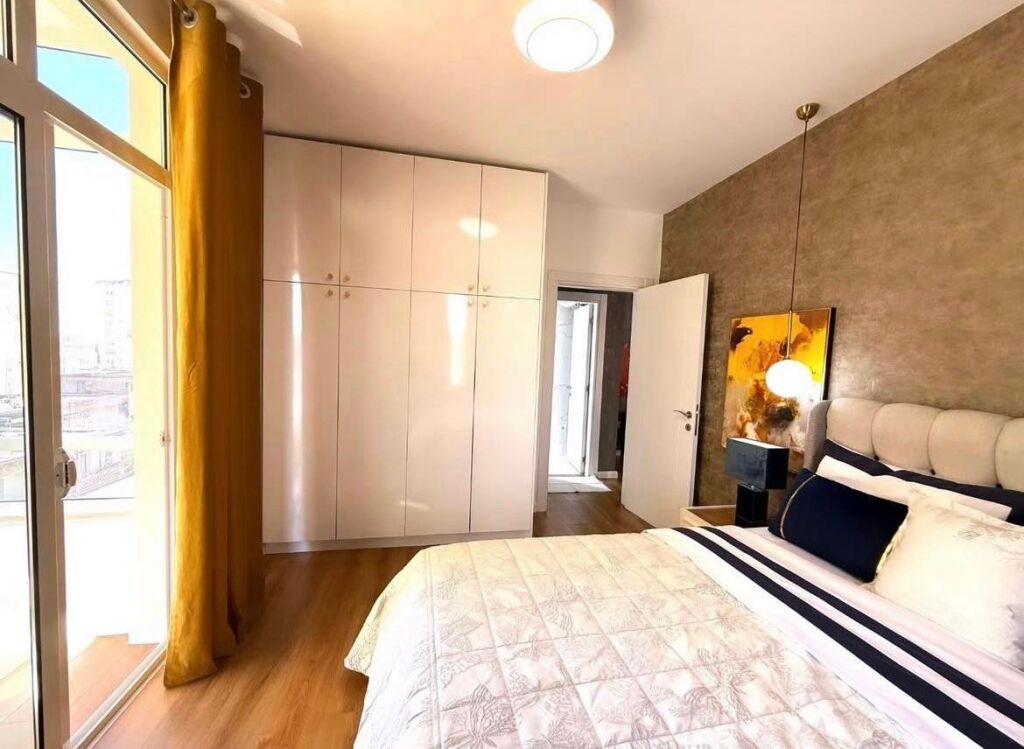 📣 QERA SUPER Apartament 1+1 📍 Mozaiku i Tiranes, Prane 21-Dhjetorit 🛣️ Reuga “Sulejman Pitarka” ✨
