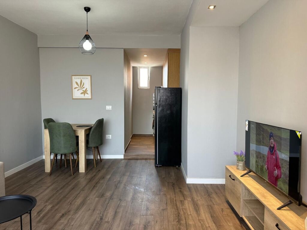 Qera | Apartament 1 + 1 | Pazari i Ri | 650 €/muaj