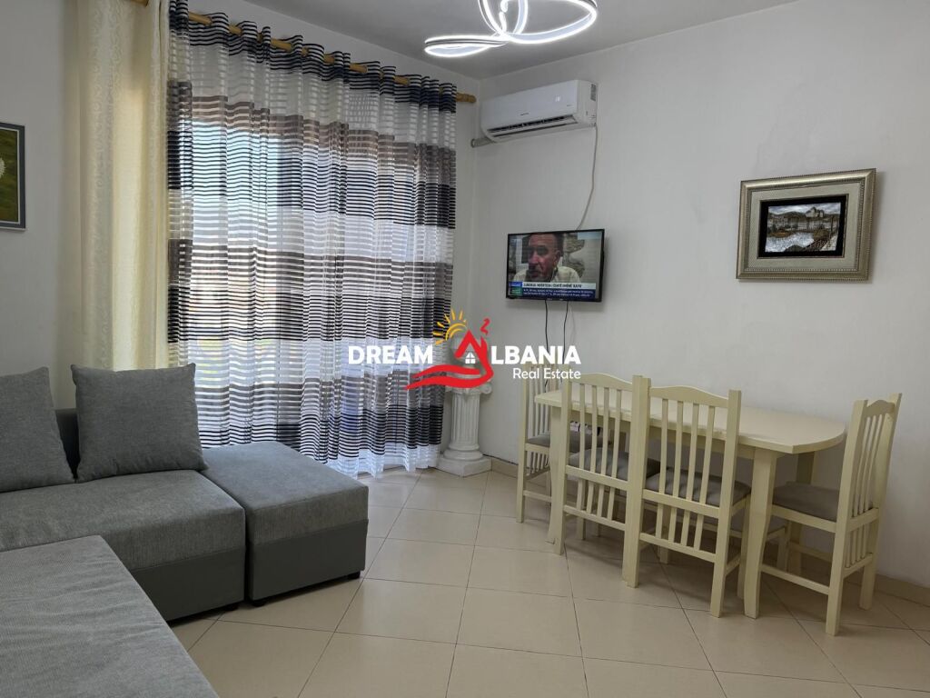 Jepet apartament 2+1 me qera ne zonen e 21 Dhjetorit prane Inxhinierise se Ndertimit (ID 42215571).