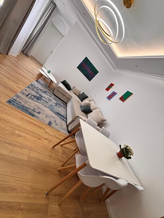 Apartment 1+1 for rent opposite Le Bon at Zogu i Zi