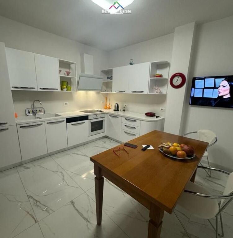 Apartament Me Qera 3+1 Tek Rruga E Elbasanit (ID B23156) Tirane