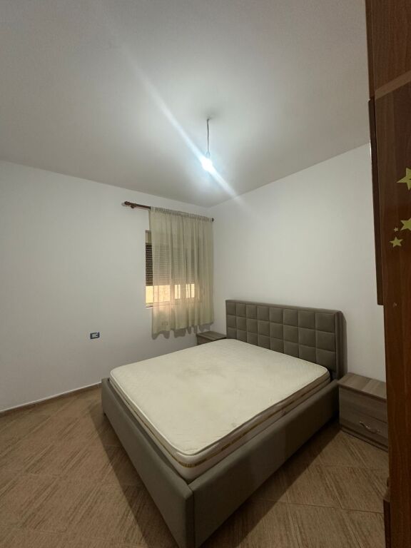 Affitto | Apartament 1 + 1 | Yzberisht | 300 €/mese