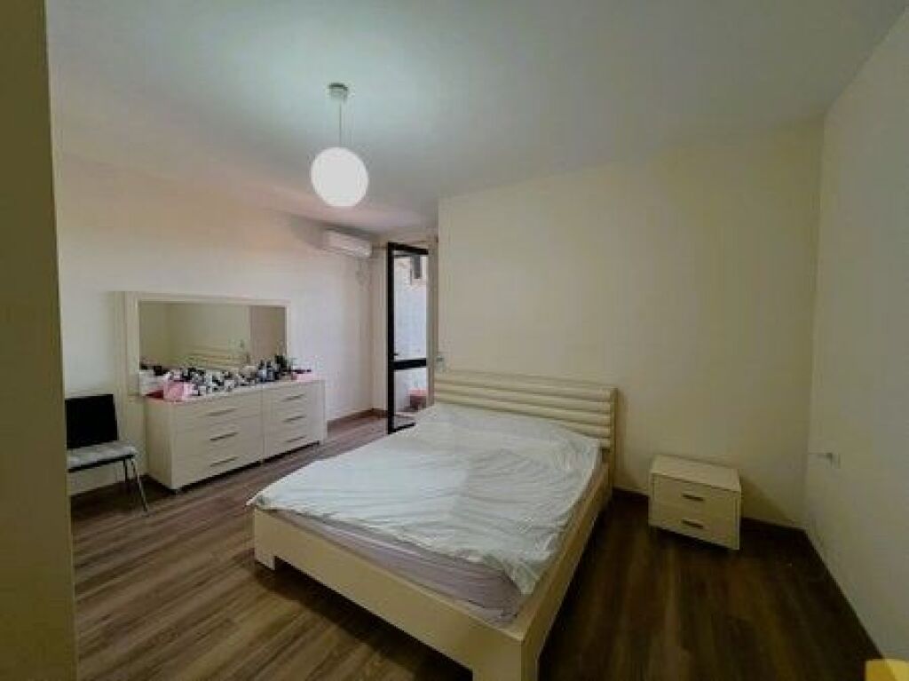 Shitet Apartament 2+1, Rruga Gramoz Pashko prane Rruges se Elbasanit