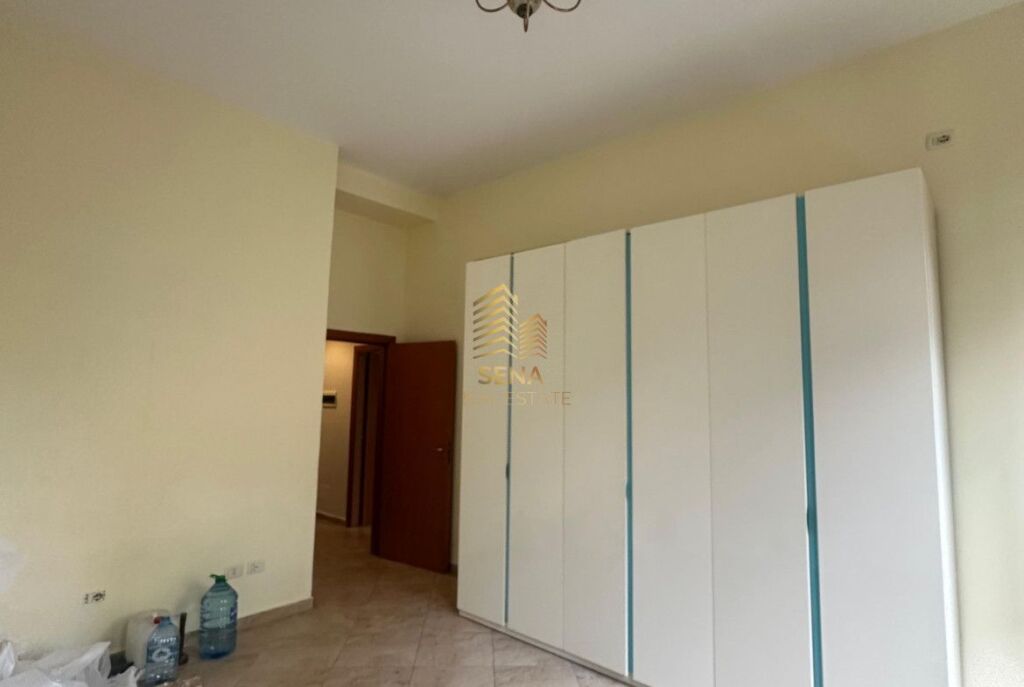 Rent, Space For OFFICE OR RESIDENCE, 1+1, Paris Commune, 60,000 Leke