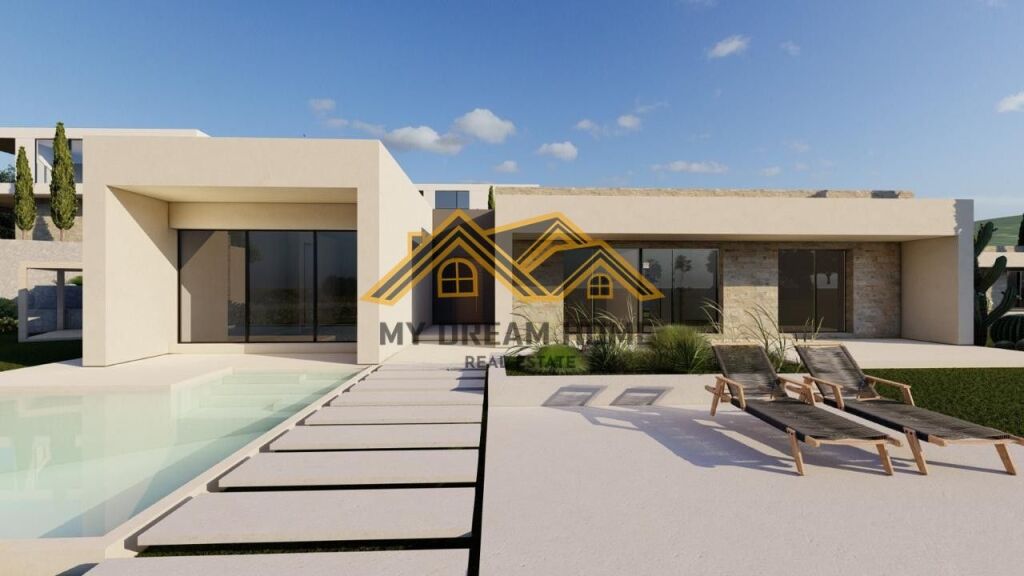 LAND WITH BUILDING PERMIT FOR AGROTURISM IN THE BAY OF LALEZ-ON THE HILL WITH PANORAMIC SEA VIEW!