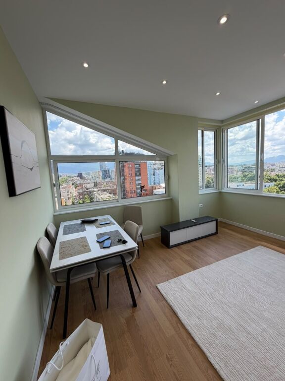 SHITET APARTAMENT 2+1 MYSLYM SHYRI 235.000 EURO FH-77344