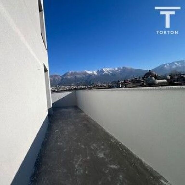 FOR SALE APARTMENT 2+1+2+ VERANDA, ALI DEMI, TIRANA