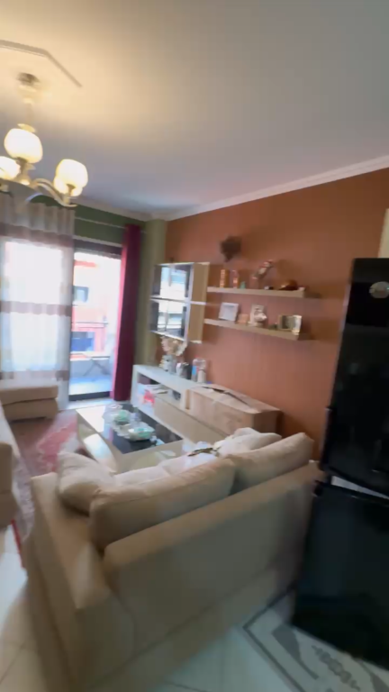 Apartament 2+1 per shitje ne Astir !