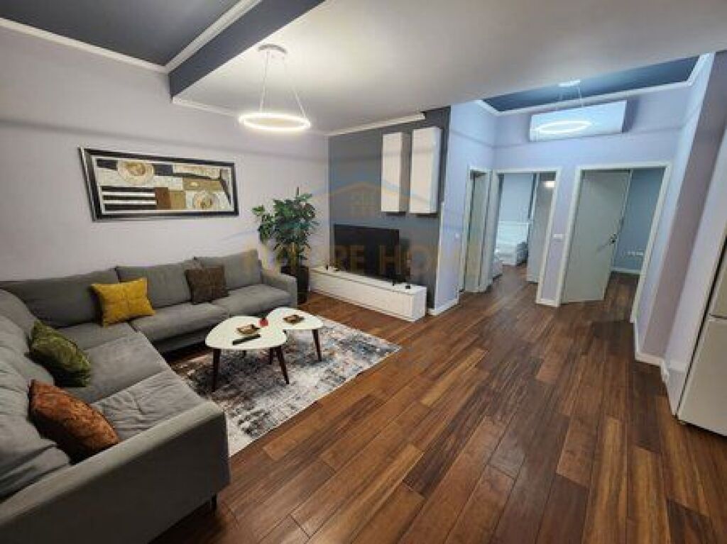 Qera, Apartament 2+1, Liqeni i Thate, Tiranë.
