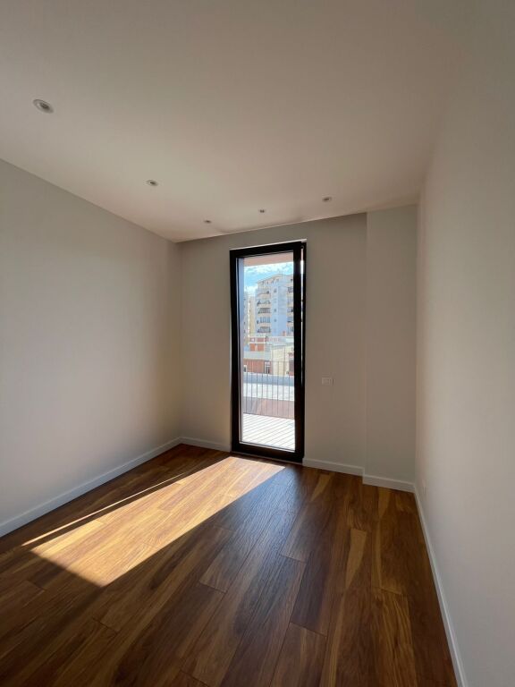 UFFICIO MODERNO IN AFFITTO PRESSO ALTANA RESIDENCE
