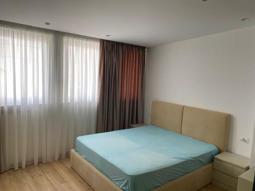 1+1, astir near bar oslo by the road, 120 million leke