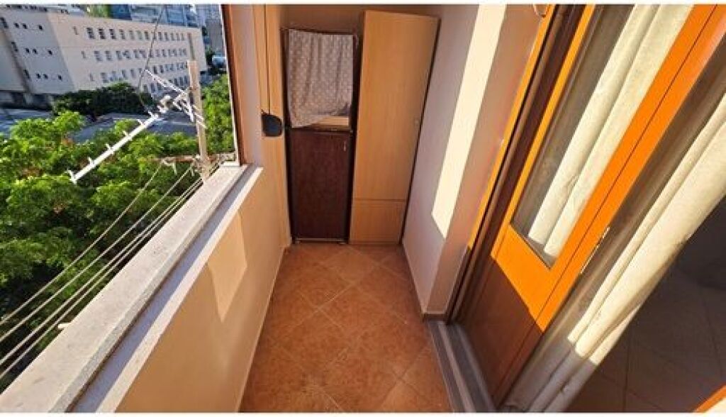 Apartament ne shitje prane Bulevardit