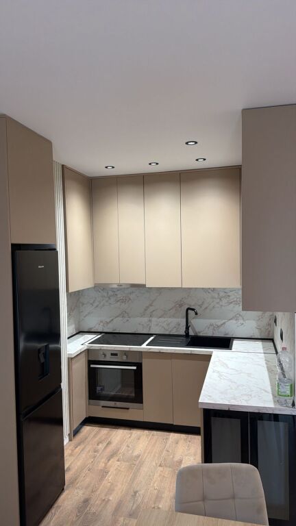 Qera | Apartament 2 + 1 | Xhamlliku | 800 €/muaj