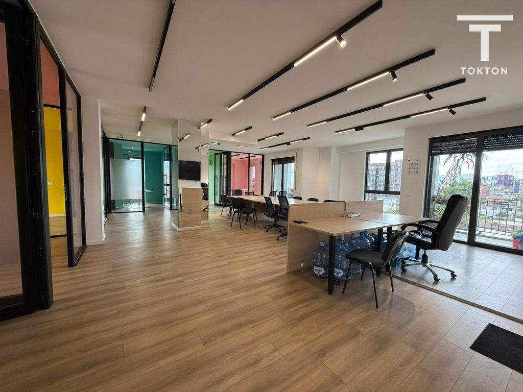 Locale per ufficio in affitto