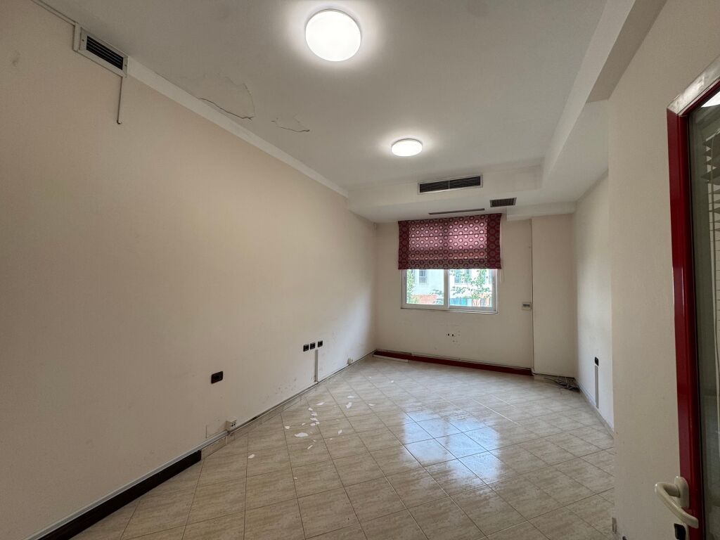 SHITET APARTAMENT 3+1+2 – MINE PEZA, TIRANË
