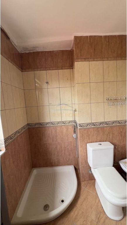 Qera, Apartament 1+1, Myslym Shyri, Tiranë.