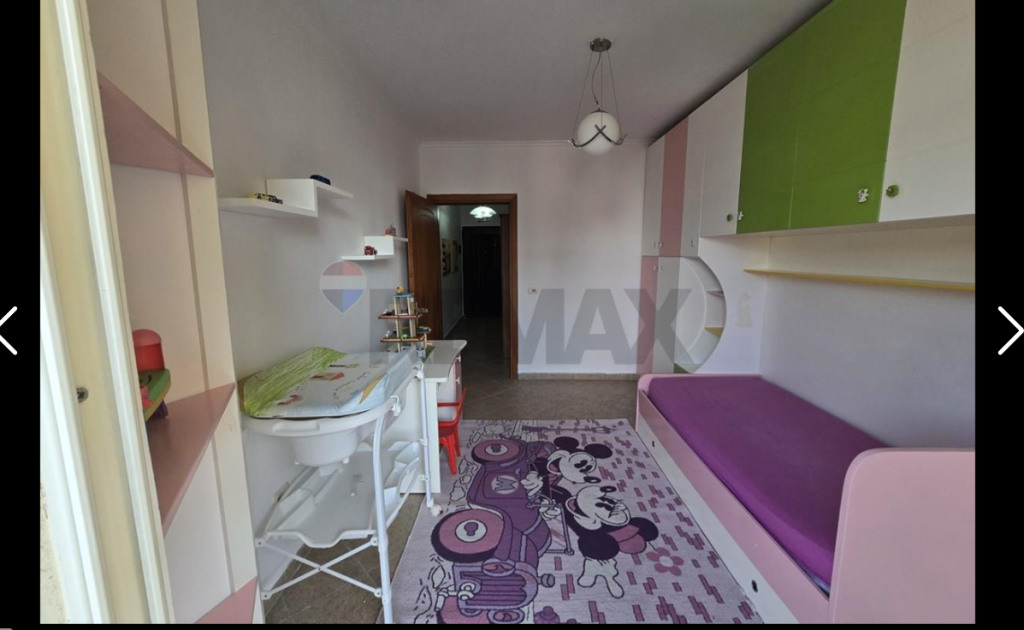 Apartament per qera 2+1 tek Rruga e Barrikadave