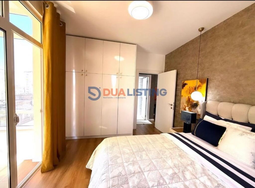 Japim me qira Apartament 1+1 ne zonen e 21 Dhjetorit.