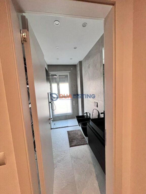 Jepet me Qira Apartament Modern 3+1 | Trio Towers, Don Bosko, Tiranë