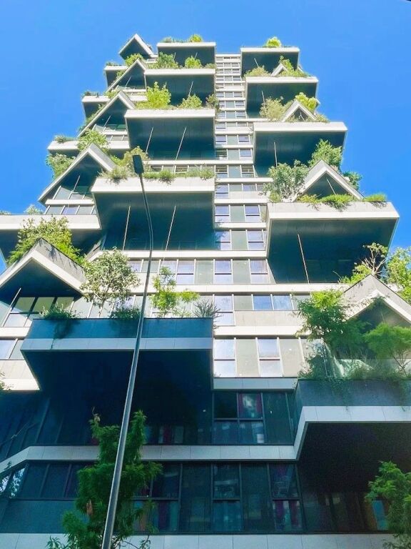 🏢Jepet me Qira Ambient Zyre Premium📍 Vertical Forest, Tiranë.