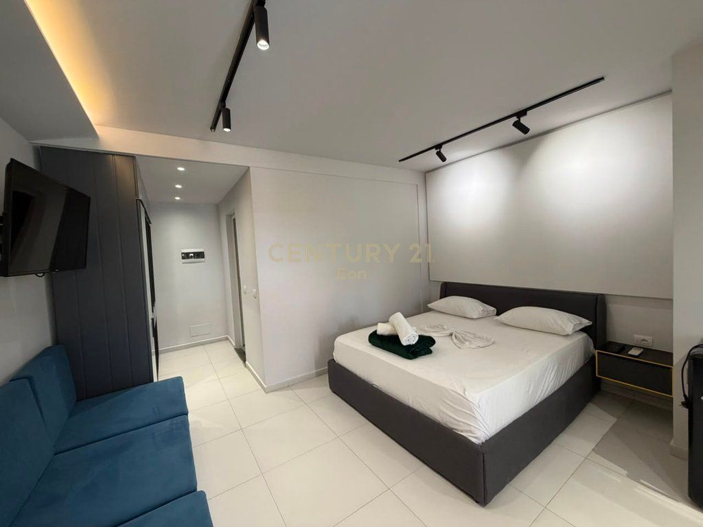 EXCLUSIVE!! APART-HOTEL FOR SALE IN GOLEM, 50 METERS FROM THE SEA!!!!