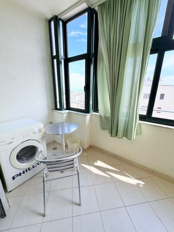 SHITET APARTAMENT 3+1+2 PRANE TREGUT INDUSTRIAL, DURRES