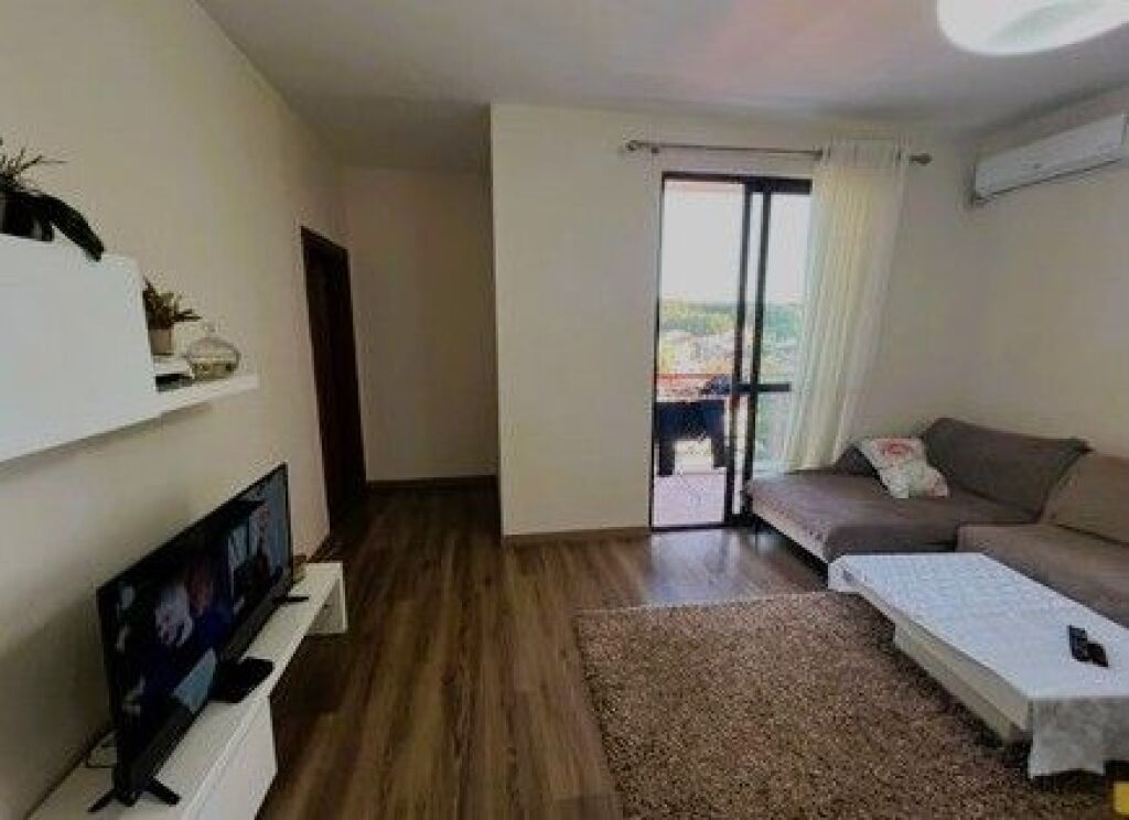 Shitet Apartament 2+1, Rruga Gramoz Pashko prane Rruges se Elbasanit