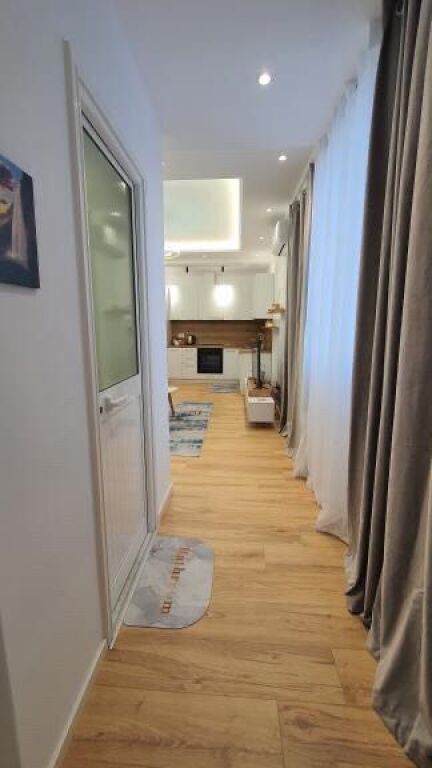 Apartment 1+1 for rent opposite Le Bon at Zogu i Zi