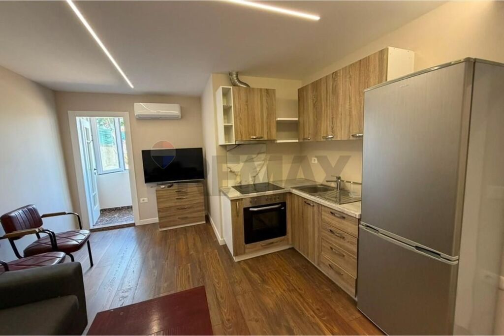 Apartment - For Rent - Elbasan Street, Tirana